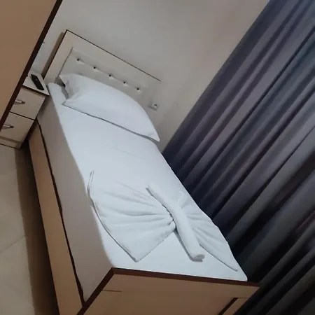 Hotel R Corovode